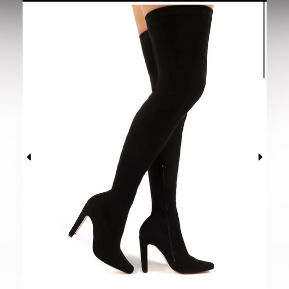 Black thigh high square toe boots - Picture 3 of 4